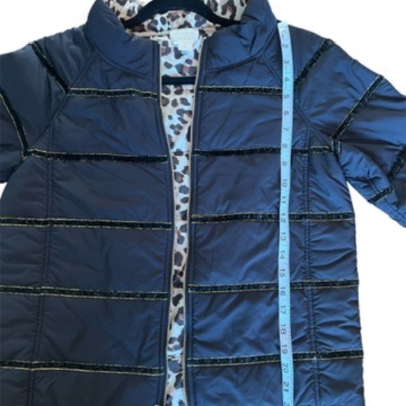 Chicos Reversible Puffer Jacket Black/Animal Print S/4 - Picture 3 of 8